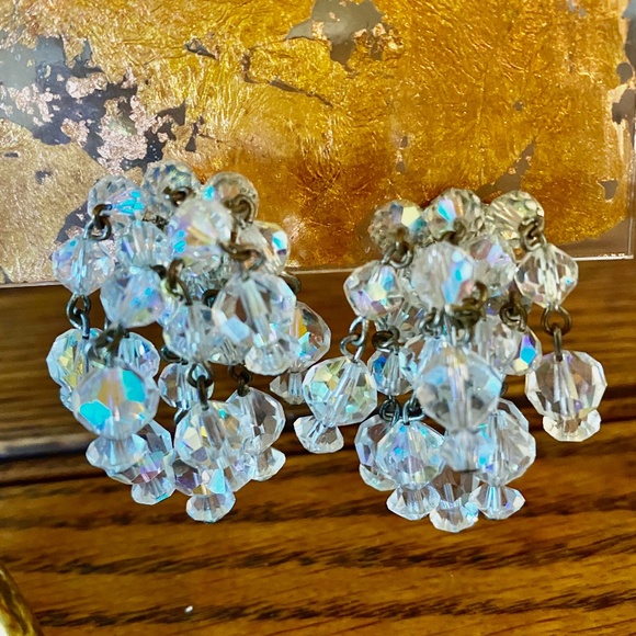 Vintage Crystal Clip Earrings - Picture 1 of 3